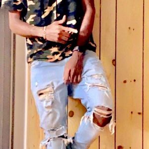 Meet your Posher, Abu